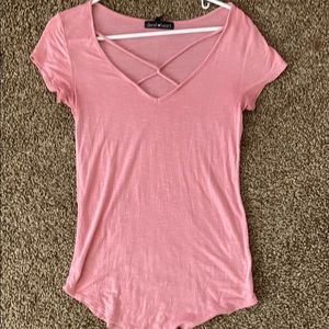 derek heart v neck size small